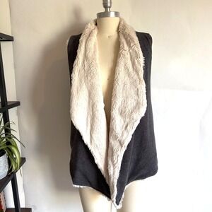 Dylan Los Angeles Women's Cozy Soft Gray Fleece‎ Long Line Open Vest-Size XS